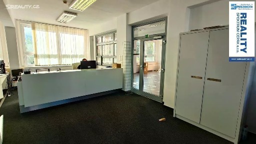 Pronájem kanceláře 235 m²