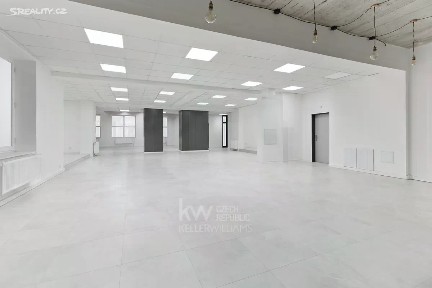 Pronájem obchodního prostoru 1073 m² Berlínská, Tábor