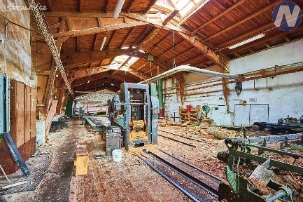 Prodej výrobní haly, prostoru 1956 m²
