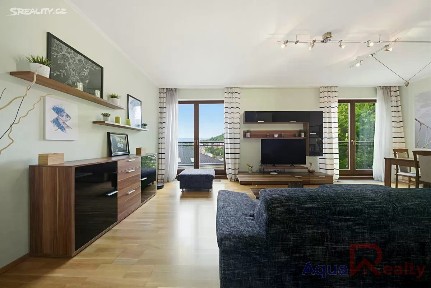 Prodej bytu 2+kk 70 m² Libušina, Karlovy Vary