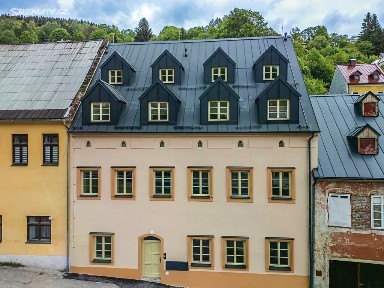 Prodej bytu 2+kk 43 m² náměstí Republiky, Jáchymov