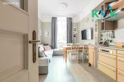 Prodej bytu 3+kk 70 m² Petřín, Karlovy Vary