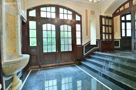 Prodej bytu 6 pokojů a více 225 m² Zámecký vrch, Karlovy Vary