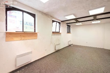 Prodej obchodního prostoru 44 m²