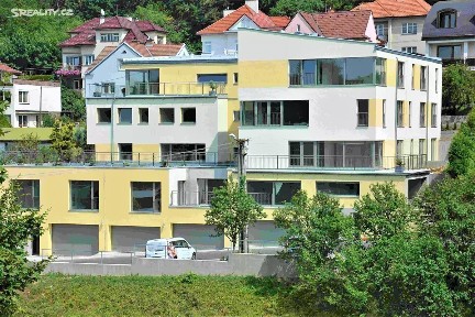 Prodej obchodního prostoru 30 m²