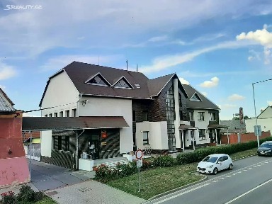 Prodej obchodního prostoru 364 m²