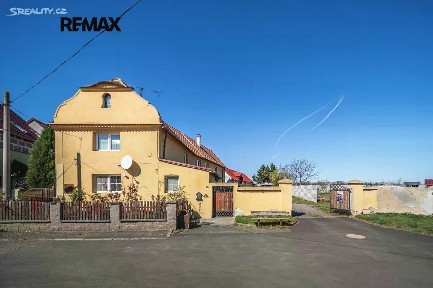 Prodej vícegeneračního domu 152 m², pozemek 8593 m²