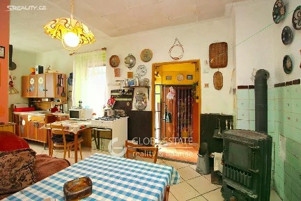 Prodej rodinného domu 100 m², pozemek 220 m²