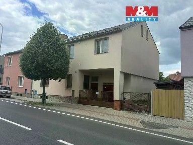 Prodej rodinného domu 200 m², pozemek 357 m² Riegrova, Louny