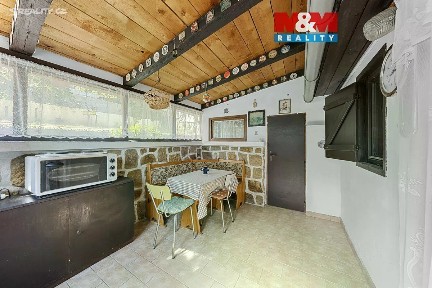 Prodej chaty 35 m², pozemek 719 m² Malé Žernoseky