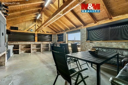 Prodej rodinného domu 280 m², pozemek 2475 m² Očihov