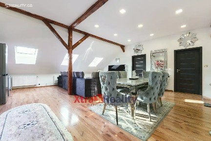 Prodej rodinného domu 220 m², pozemek 363 m² Skupova, Teplice - Trnovany