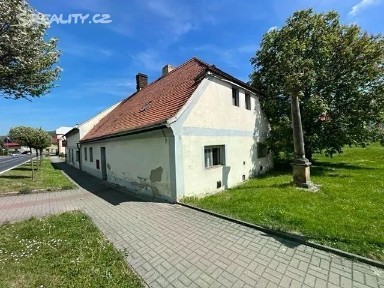 Prodej rodinného domu 257 m², pozemek 427 m² Velemín