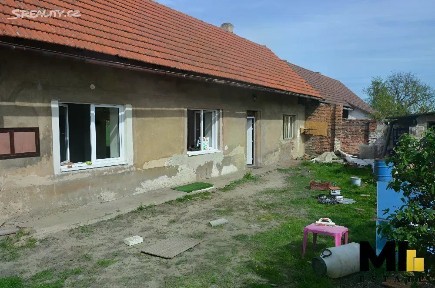 Prodej rodinného domu 96 m², pozemek 2877 m² Bechlín