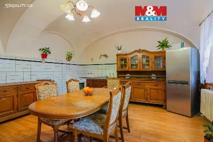 Prodej rodinného domu 260 m², pozemek 430 m² Radonice
