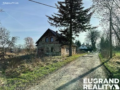 Staré Křečany, Děčín, Valdek