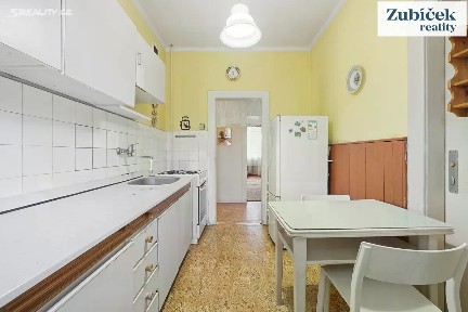 Prodej bytu 3+1 72 m² Obeciny II, Zlín