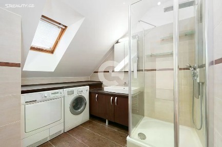 Prodej bytu 4+kk 119 m² U Hřiště, Zlín - Mladcová