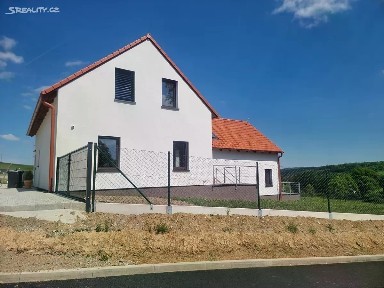 Prodej bytu 4+kk 120 m² Hluboká nad Vltavou - Purkarec