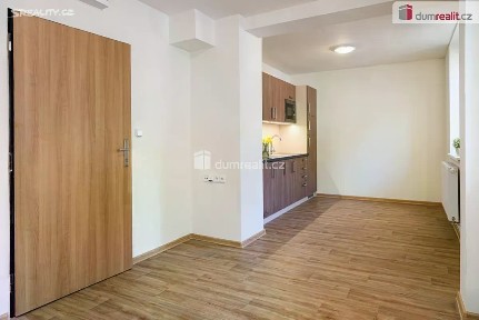 Prodej bytu 2+kk 46 m² Všemina