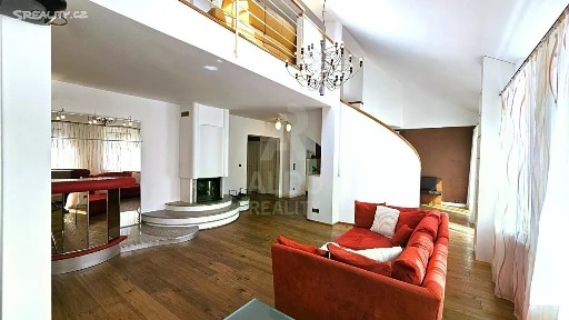 Prodej bytu atypický 255 m² B. Smetany, České Budějovice - České Budějovice 3
