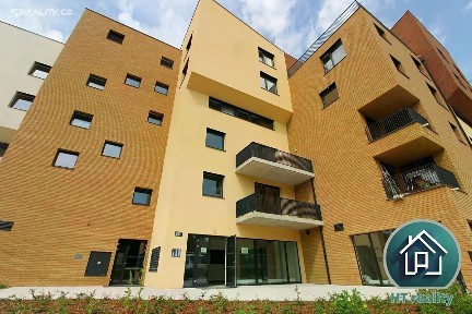 Prodej bytu 3+kk 77 m² Za Jitonou, Český Krumlov - Latrán