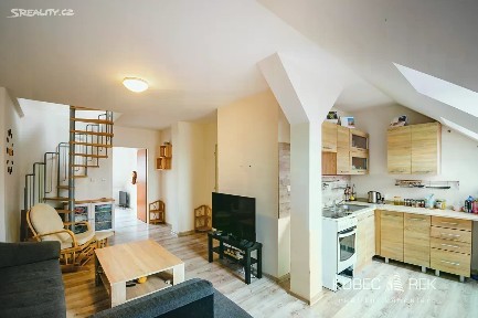 Prodej bytu 3+kk 80 m² Budějovická, Tábor