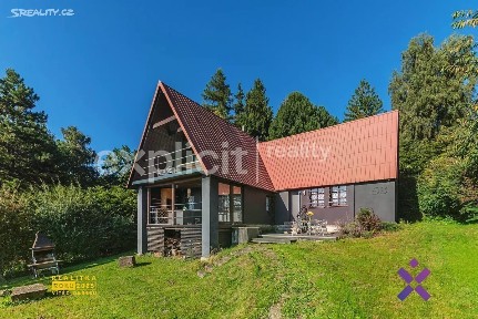 Bystřice pod Lopeníkem, Uherské Hradiště