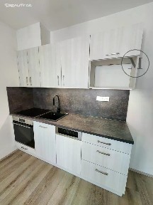 České Budějovice, České Budějovice 5, Dobrovodská, 83