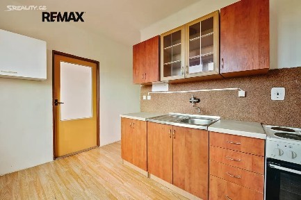 Pronájem bytu 3+1 60 m² Psárov