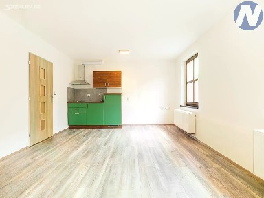 Pronájem bytu 1+kk 35 m² Komenského, Husinec