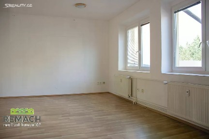 Pronájem bytu 1+kk 38 m² Smiřických, Náchod