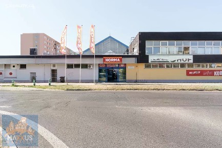 Žatec, Louny, Husova
