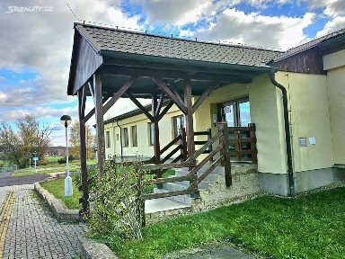 Prodej výrobní haly, prostoru 2409 m²