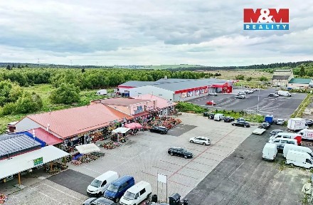 Prodej obchodního prostoru 693 m² Hora Svatého Šebestiána