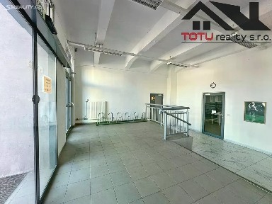 Pronájem obchodního prostoru 200 m² Husova, Jaroměř - Pražské Předměstí