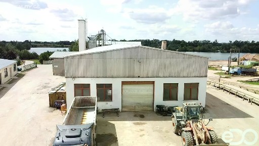 Pronájem skladového prostoru 600 m²