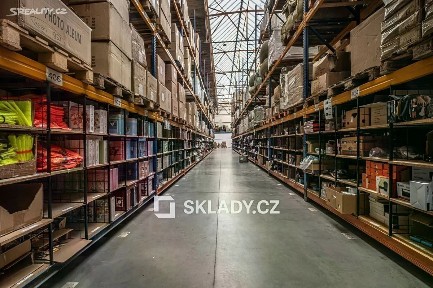 Pronájem skladového prostoru 1500 m²
