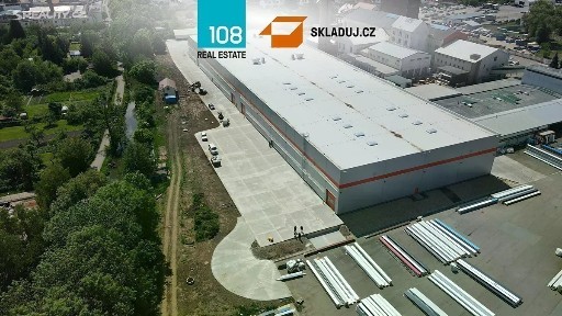 Pronájem skladového prostoru 1800 m²
