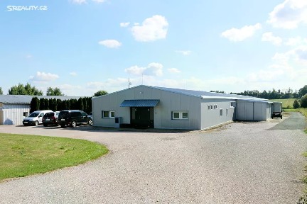 Pronájem výrobní haly, prostoru 900 m²