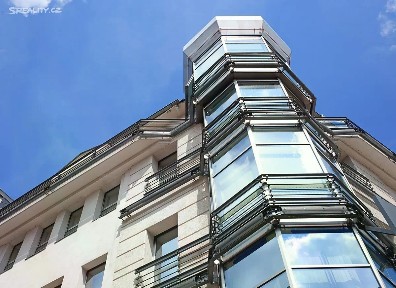Pronájem bytu 6 pokojů a více 561 m² T. G. Masaryka, Karlovy Vary