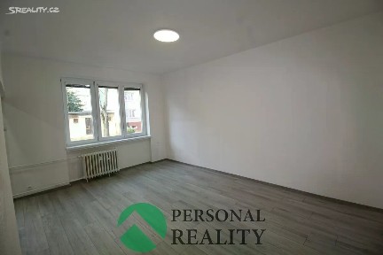 Pronájem bytu 2+1 53 m² Mírová, Habartov