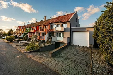 Velký Týnec, Olomouc, Krátká