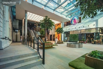 Pronájem obchodního prostoru 15 m²