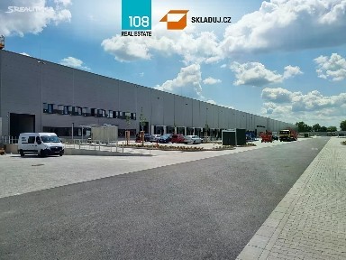 Pronájem skladového prostoru 2500 m²