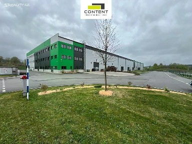 Pronájem skladového prostoru 900 m²