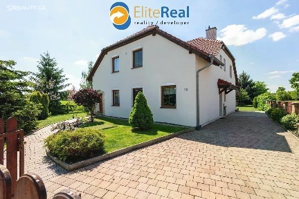 Prodej vícegeneračního domu 344 m², pozemek 2194 m² Příkazy - Hynkov