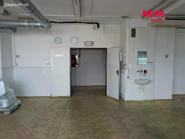 Pronájem výrobní haly, prostoru 38 m²