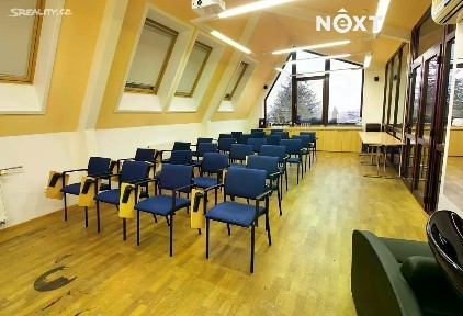 Pronájem obchodního prostoru 100 m²