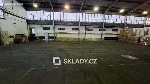 Pronájem skladového prostoru 400 m² Pardubice